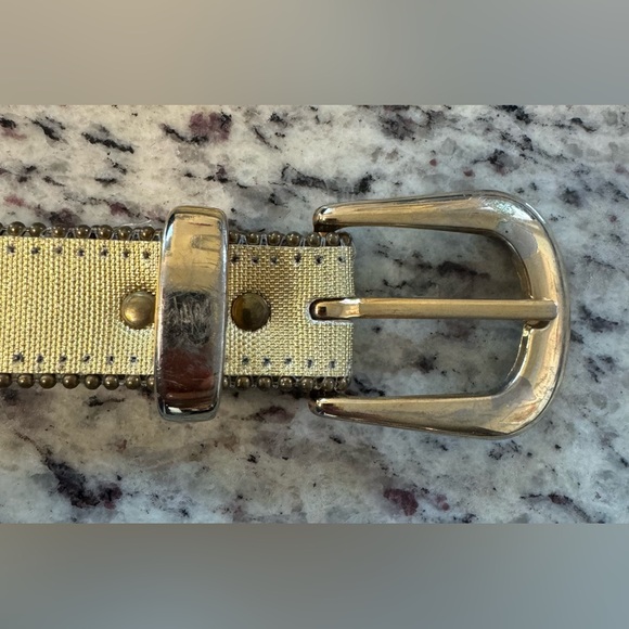 Elite Accessories Gold Belt Gold Beaded Edge Gold Tone Buckle Made In USA Size L - Picture 2 of 5
